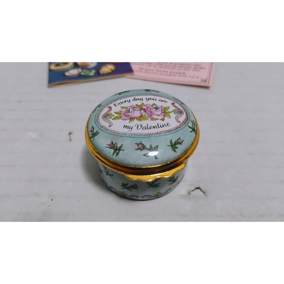 VTG HALCYON DAYS ENAMELS 1988 ST. VALENTINE’S DAY HANDPAINTED TRINKET BOX W COA - Picture 2 of 9